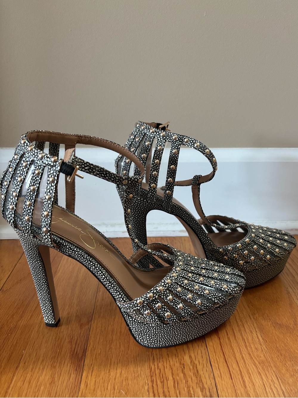 Jessica Simpson Black and White Stingray Bakir T-Strap Stud Platform High Heels